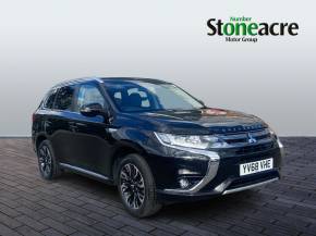 MITSUBISHI OUTLANDER 2019 (68) at Stoneacre Nottingham